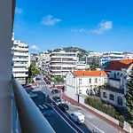 3-bedroom Sea View Terrace&parking Appartement