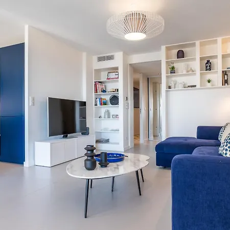 3-bedroom Sea View Terrace And Parking Appartement Cannes