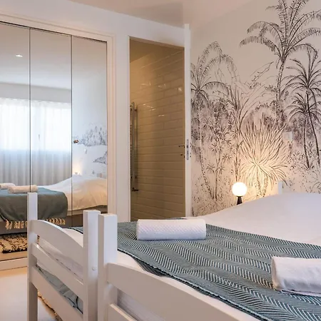 3-bedroom Sea View Terrace And Parking Appartement